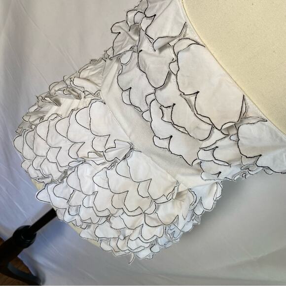 Cynthia Steffe Women's White Flower Petal Shirt Tank Top Size Small Maximalism - Picture 10 of 12